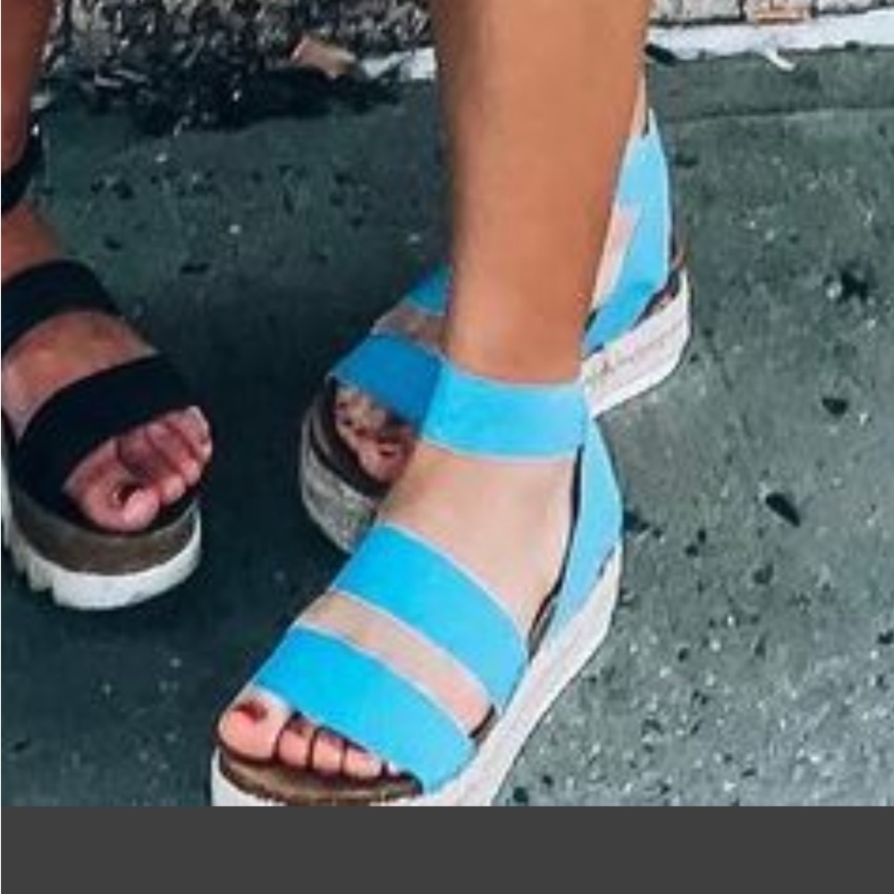 Steve Madden Platform Sandals - Blue